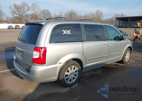 2016 Chrysler Town & Country Touring from USA, damaged, VIN 2C4RC1BG9GR198480